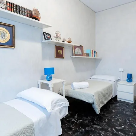 Montebello, By Short Holidays * Bolonia