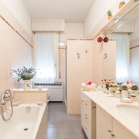 Montebello, By Short Holidays *