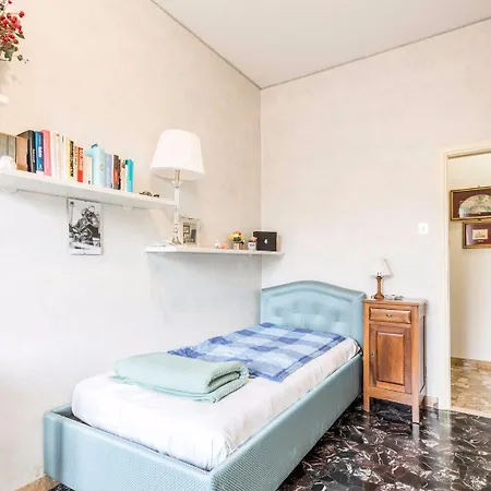 Montebello, By Short Holidays Μπολόνια