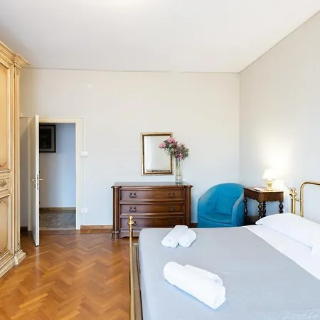 Montebello, By Short Holidays Апартаменты