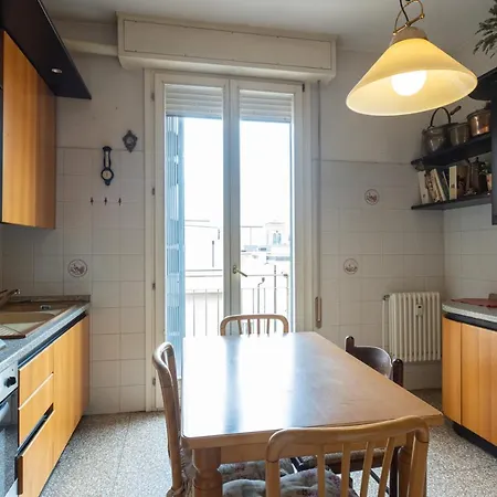 Montebello, By Short Holidays Apartment
