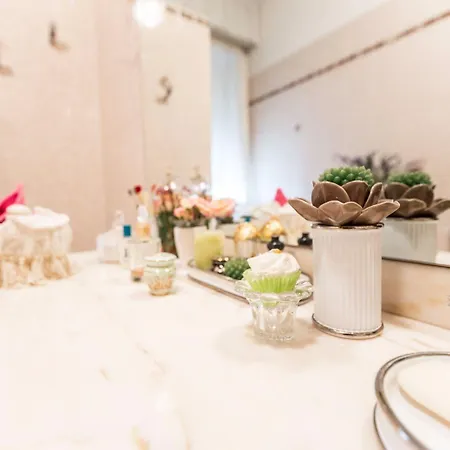 Montebello, By Short Holidays