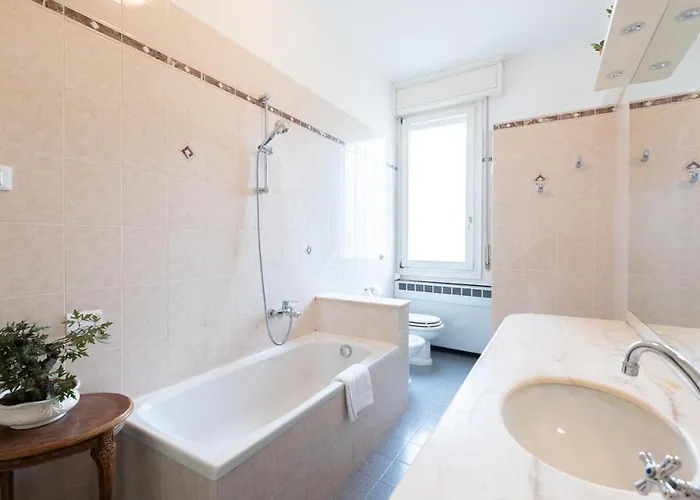 Montebello, By Short Holidays アパート ボローニャ