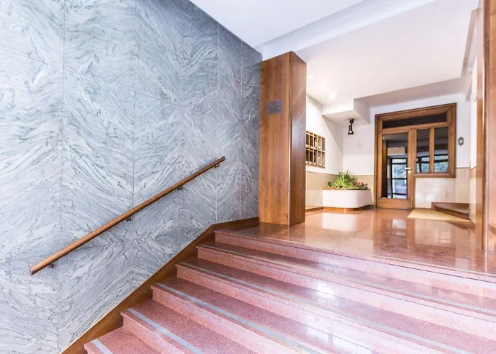 Montebello, By Short Holidays * ボローニャ