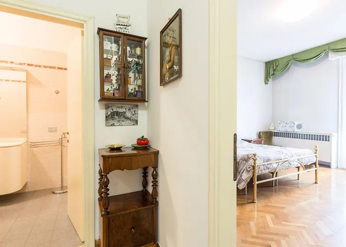 Montebello, By Short Holidays *