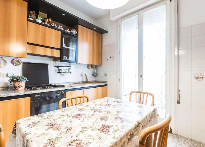 Montebello, By Short Holidays * ボローニャ