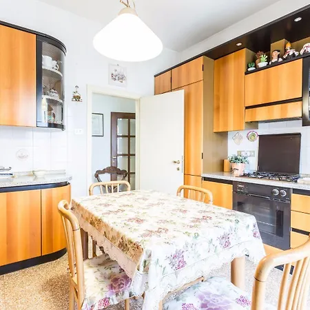 Montebello, By Short Holidays